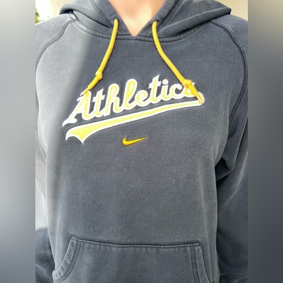 Nike Athletics Hoodie Genuine Merchandise - Picture 5 of 5